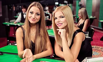 Giao diện mm888 đăng nhập trên máy tính để bàn, hiển thị màn hình chơi game rõ nét.